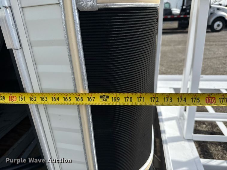 image for item EQ1454 1992 Kiefer enclosed cargo trailer