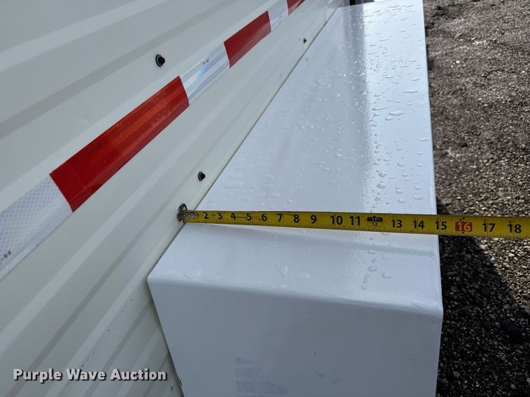 image for item EQ1454 1992 Kiefer enclosed cargo trailer