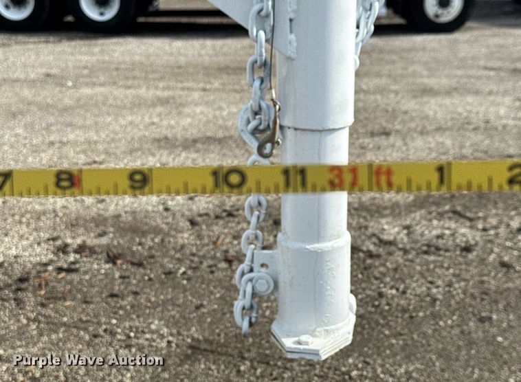 image for item EQ1454 1992 Kiefer enclosed cargo trailer