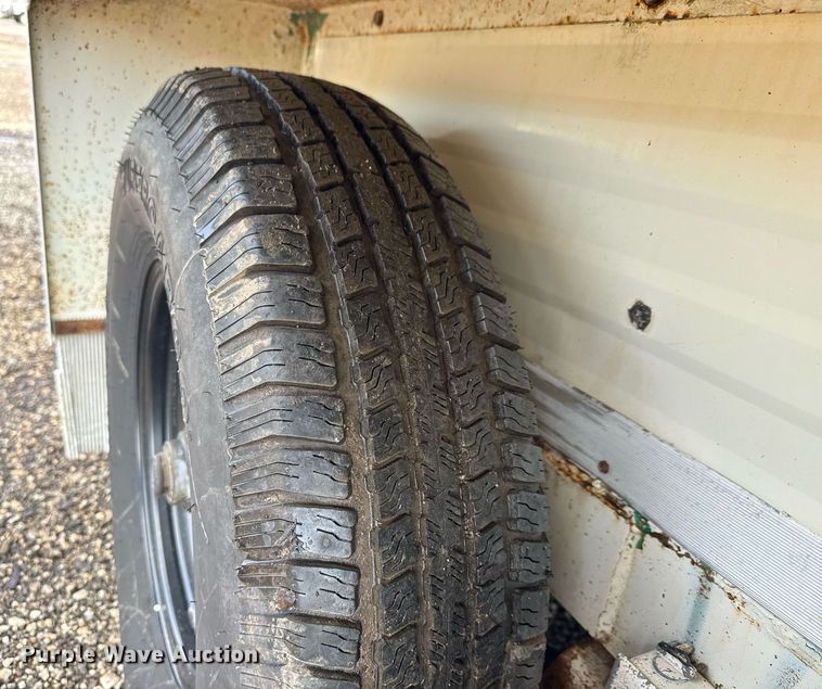 image for item EQ1454 1992 Kiefer enclosed cargo trailer