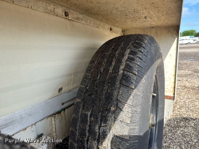 image for item EQ1454 1992 Kiefer enclosed cargo trailer