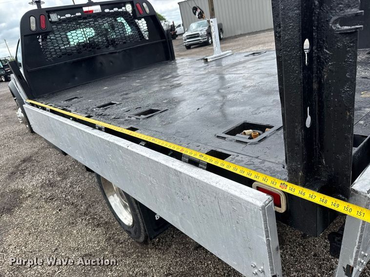 image for item EQ1457 2018 Ford F550 SuperCab flatbed truck