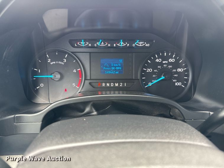 image for item EQ1457 2018 Ford F550 SuperCab flatbed truck