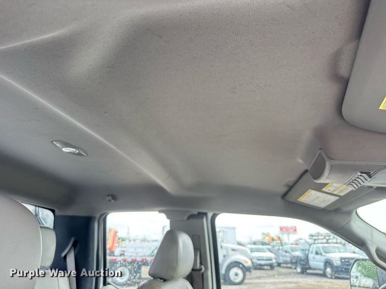 image for item EQ1457 2018 Ford F550 SuperCab flatbed truck