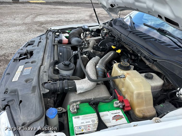 image for item EQ1457 2018 Ford F550 SuperCab flatbed truck