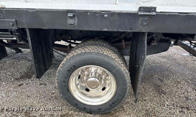 image for item EQ1457 2018 Ford F550 SuperCab flatbed truck