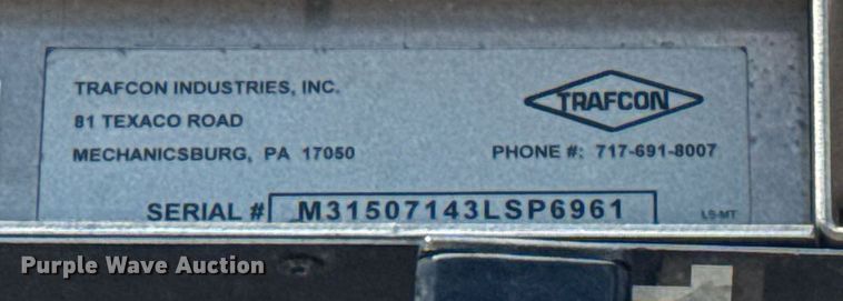 image for item EQ1463 2015 Ford F450 Super Duty SuperCab flatbed truck