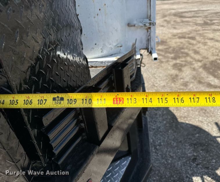 image for item EQ1463 2015 Ford F450 Super Duty SuperCab flatbed truck