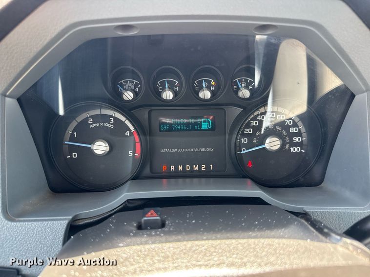 image for item EQ1463 2015 Ford F450 Super Duty SuperCab flatbed truck