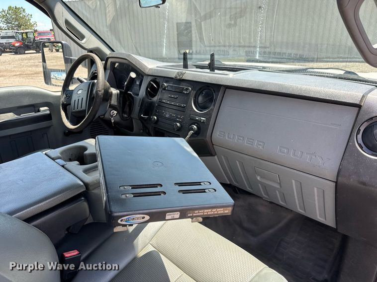 image for item EQ1463 2015 Ford F450 Super Duty SuperCab flatbed truck