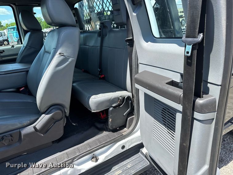 image for item EQ1463 2015 Ford F450 Super Duty SuperCab flatbed truck