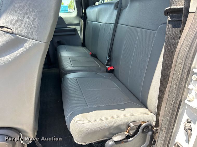 image for item EQ1463 2015 Ford F450 Super Duty SuperCab flatbed truck