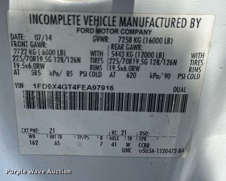 image for item EQ1463 2015 Ford F450 Super Duty SuperCab flatbed truck