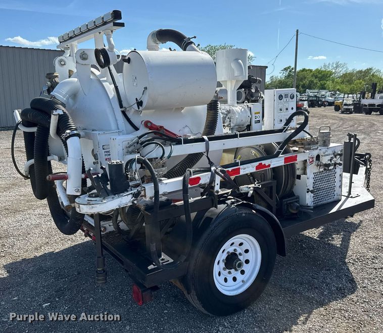 image for item EQ1470 2012 Wachs Trav-L-Vac 77-000-36 vacuum excavator