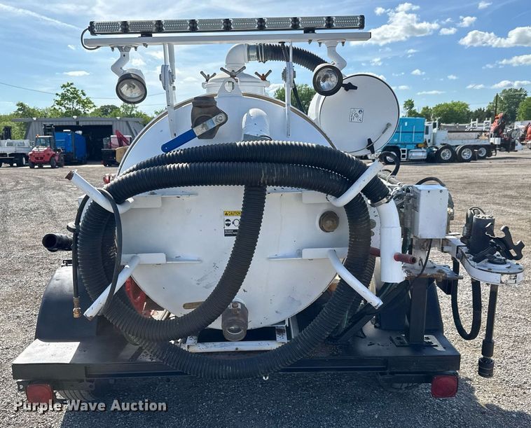 image for item EQ1470 2012 Wachs Trav-L-Vac 77-000-36 vacuum excavator