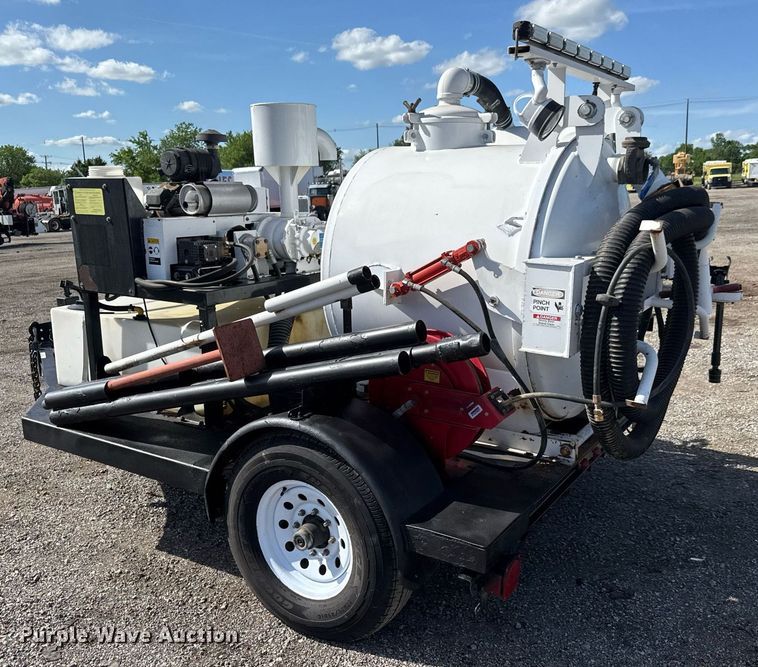 image for item EQ1470 2012 Wachs Trav-L-Vac 77-000-36 vacuum excavator