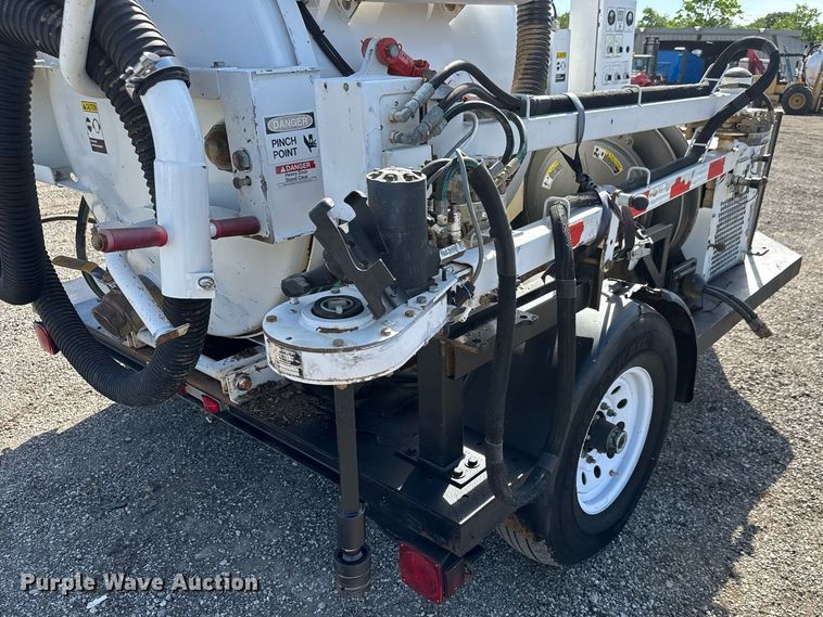 image for item EQ1470 2012 Wachs Trav-L-Vac 77-000-36 vacuum excavator