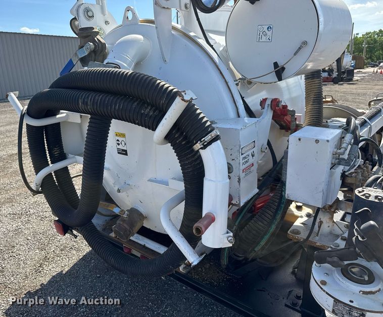 image for item EQ1470 2012 Wachs Trav-L-Vac 77-000-36 vacuum excavator