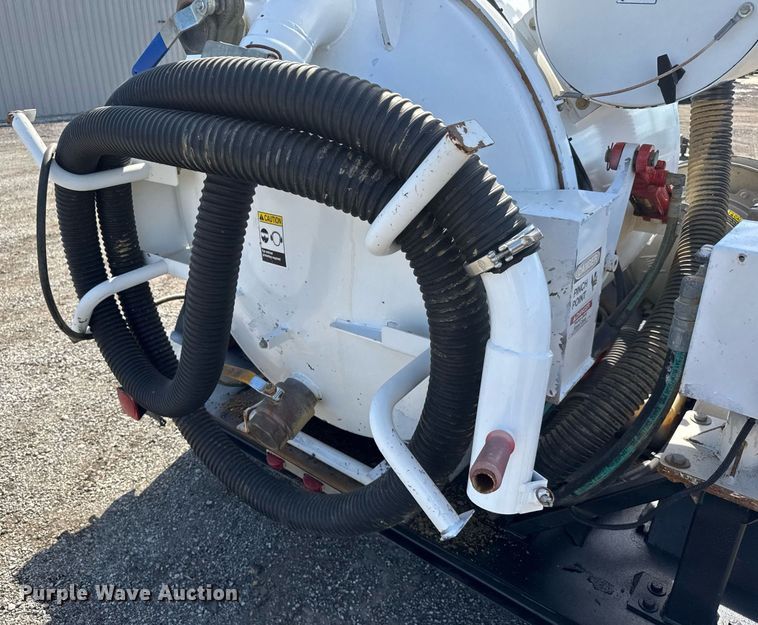 image for item EQ1470 2012 Wachs Trav-L-Vac 77-000-36 vacuum excavator