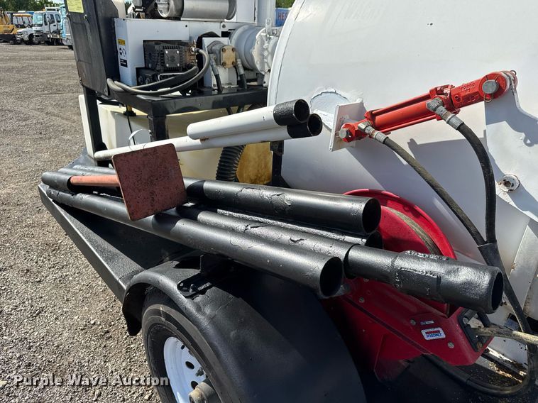 image for item EQ1470 2012 Wachs Trav-L-Vac 77-000-36 vacuum excavator