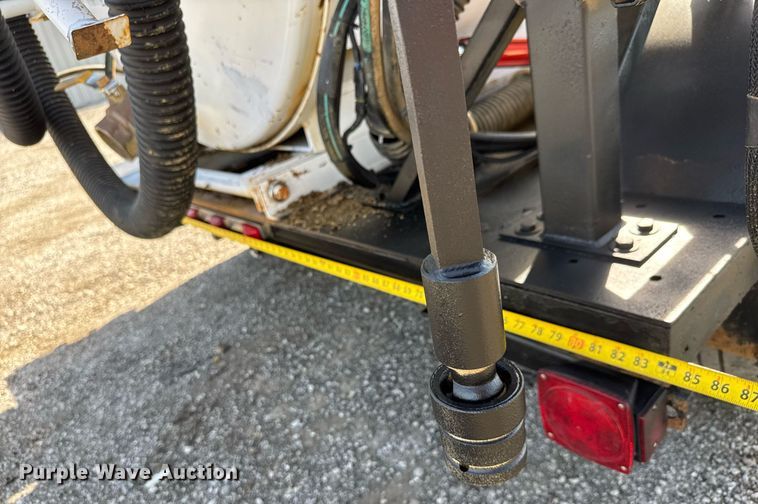 image for item EQ1470 2012 Wachs Trav-L-Vac 77-000-36 vacuum excavator