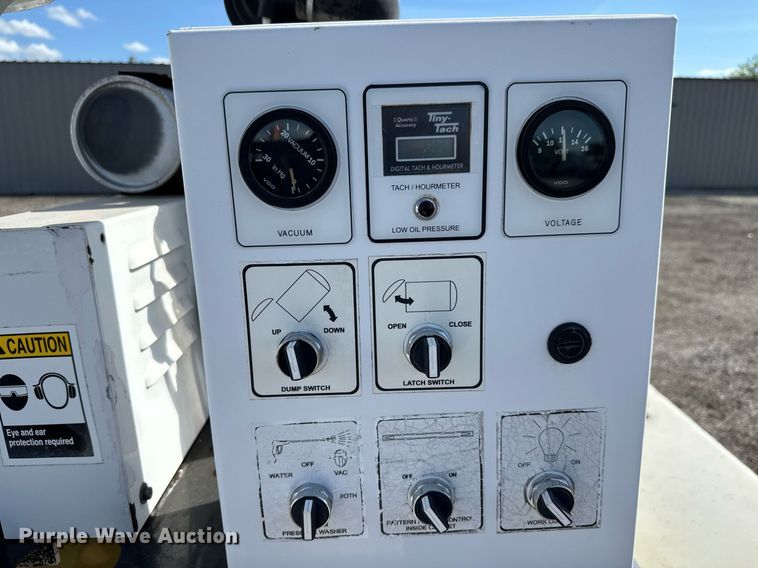 image for item EQ1470 2012 Wachs Trav-L-Vac 77-000-36 vacuum excavator