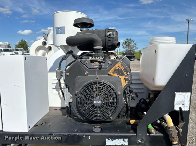 image for item EQ1470 2012 Wachs Trav-L-Vac 77-000-36 vacuum excavator