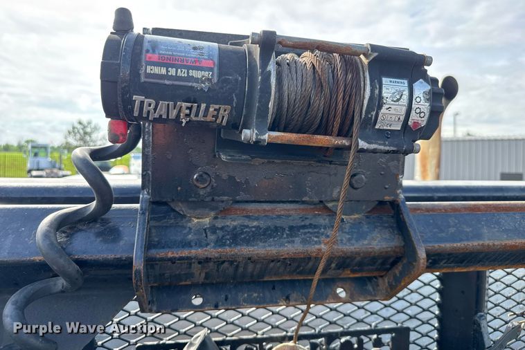 image for item EQ1473 2012 Peterbilt 367 reel truck