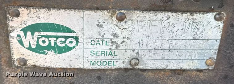 image for item EQ1473 2012 Peterbilt 367 reel truck