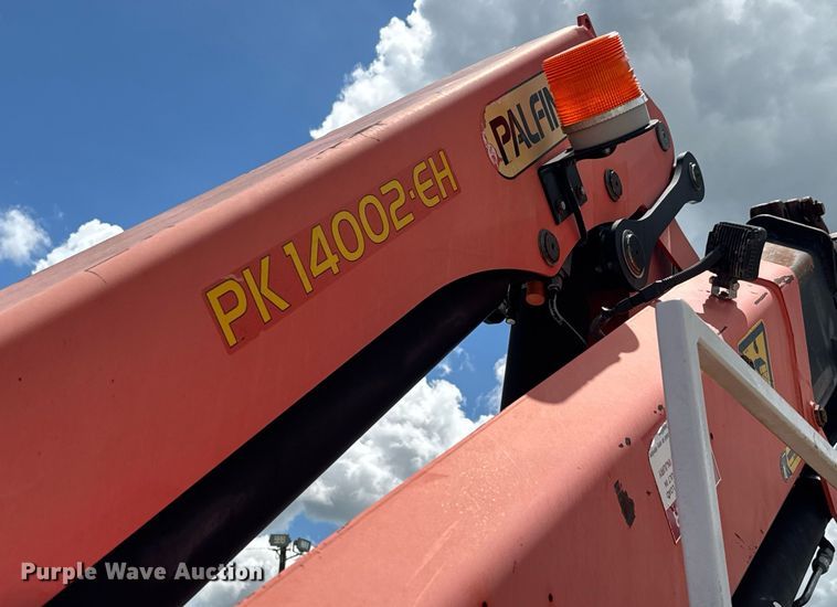 image for item EQ1479 2012 International 7600 Crew Cab crane truck