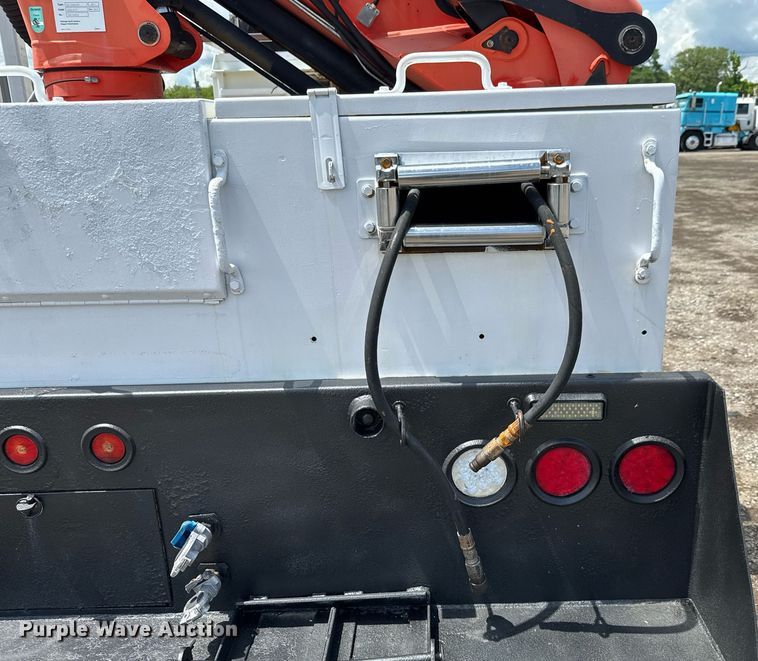 image for item EQ1479 2012 International 7600 Crew Cab crane truck