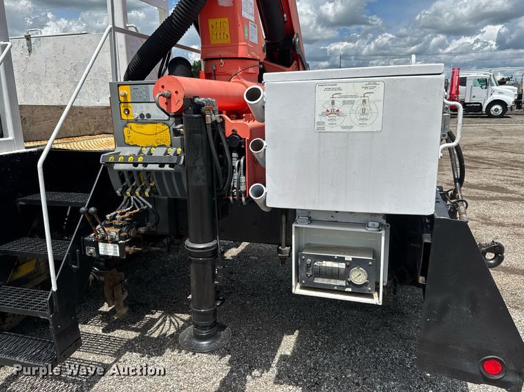 image for item EQ1479 2012 International 7600 Crew Cab crane truck