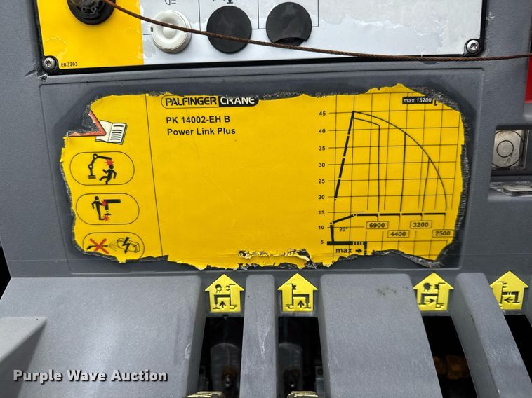 image for item EQ1479 2012 International 7600 Crew Cab crane truck