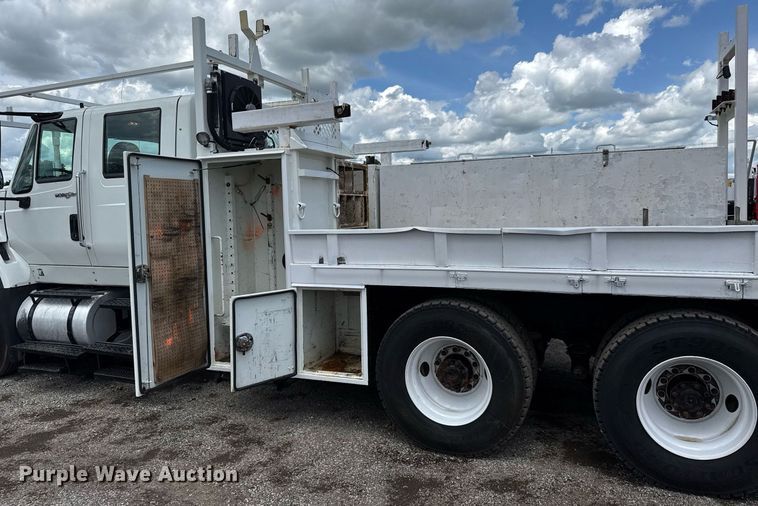 image for item EQ1479 2012 International 7600 Crew Cab crane truck