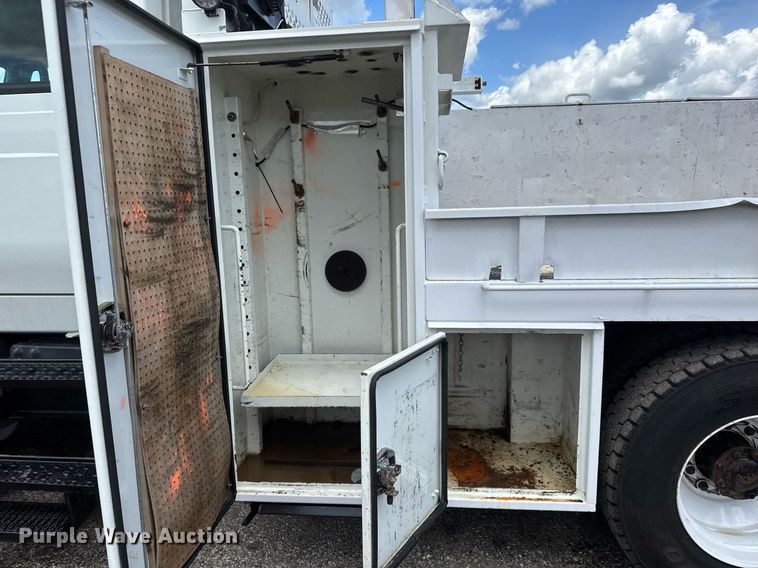 image for item EQ1479 2012 International 7600 Crew Cab crane truck