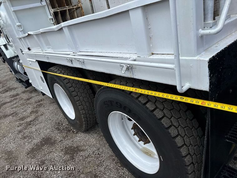 image for item EQ1479 2012 International 7600 Crew Cab crane truck