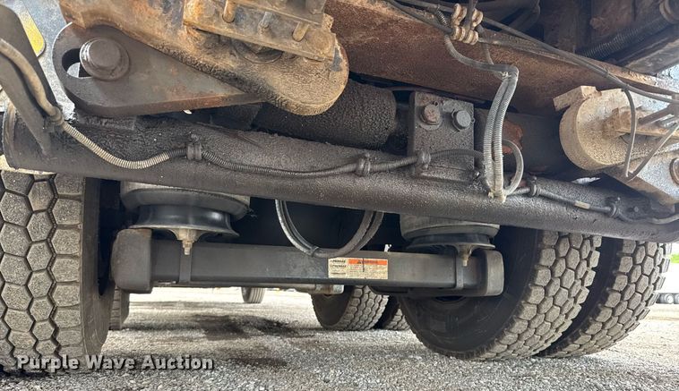 image for item EQ1479 2012 International 7600 Crew Cab crane truck