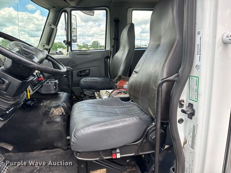 image for item EQ1479 2012 International 7600 Crew Cab crane truck