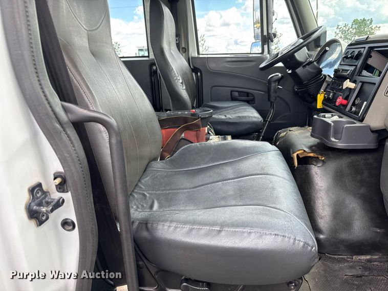 image for item EQ1479 2012 International 7600 Crew Cab crane truck