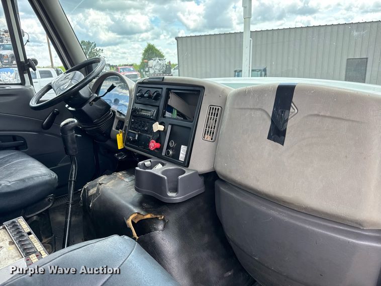 image for item EQ1479 2012 International 7600 Crew Cab crane truck