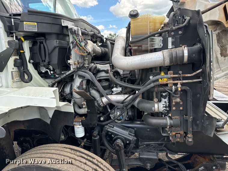 image for item EQ1479 2012 International 7600 Crew Cab crane truck