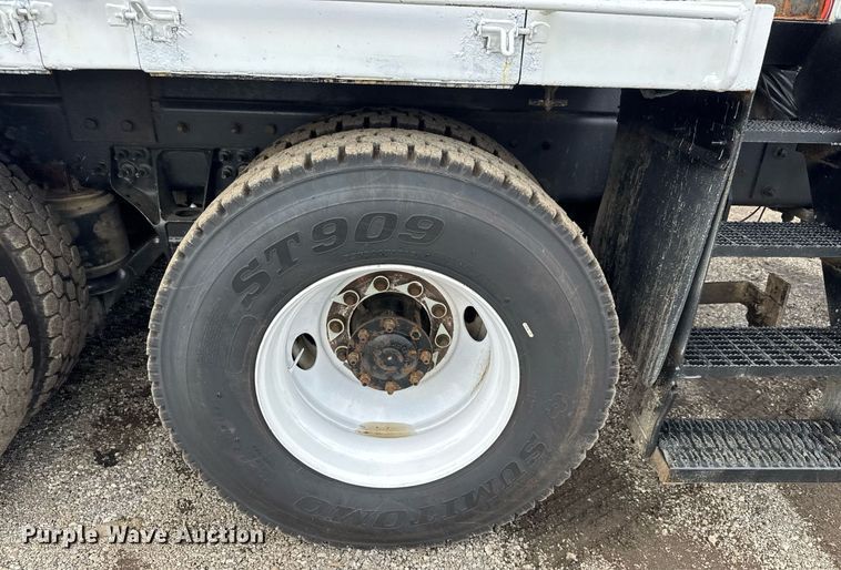 image for item EQ1479 2012 International 7600 Crew Cab crane truck