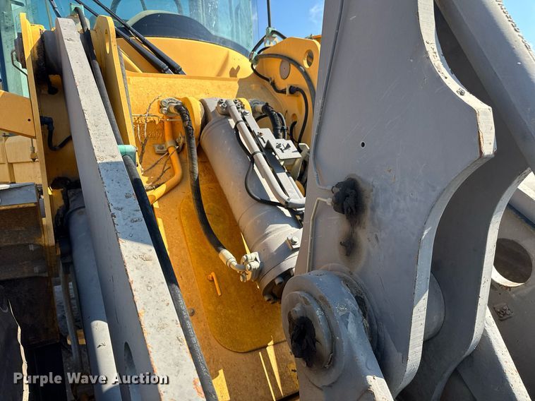 image for item EQ1491 2008 Volvo L70F wheel loader