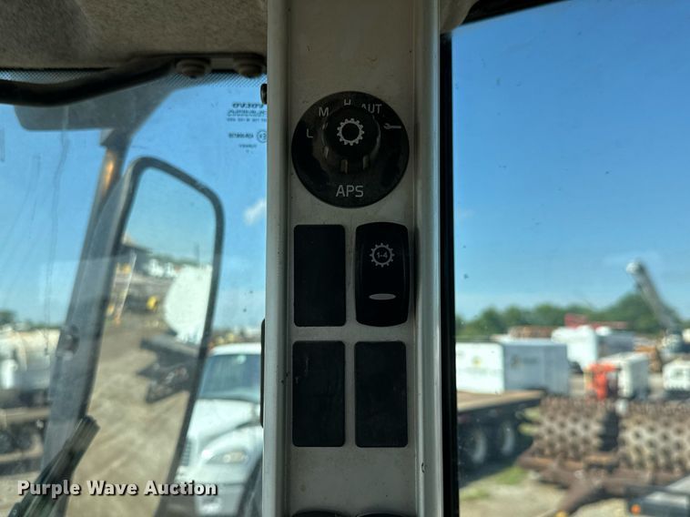 image for item EQ1491 2008 Volvo L70F wheel loader