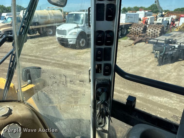 image for item EQ1491 2008 Volvo L70F wheel loader