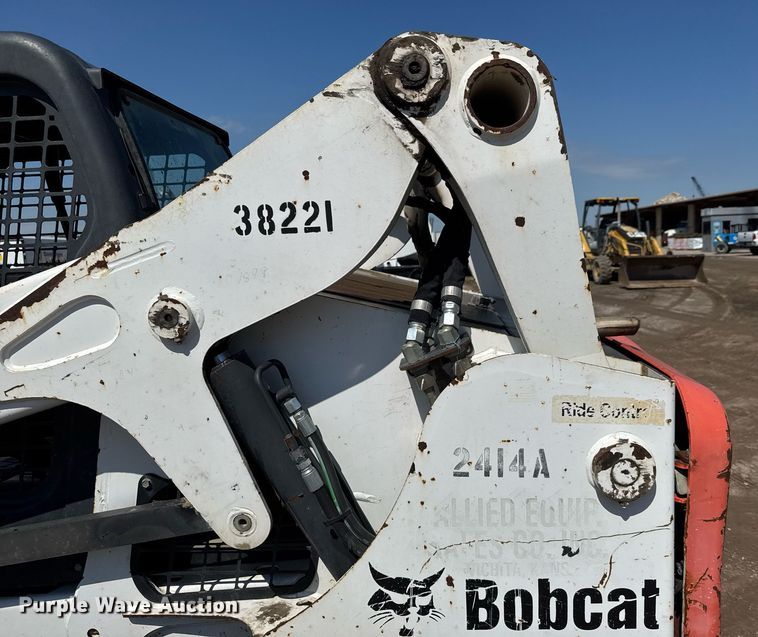 image for item EQ1492 2010 Bobcat T650 tracked skid steer loader