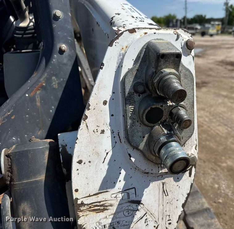 image for item EQ1492 2010 Bobcat T650 tracked skid steer loader