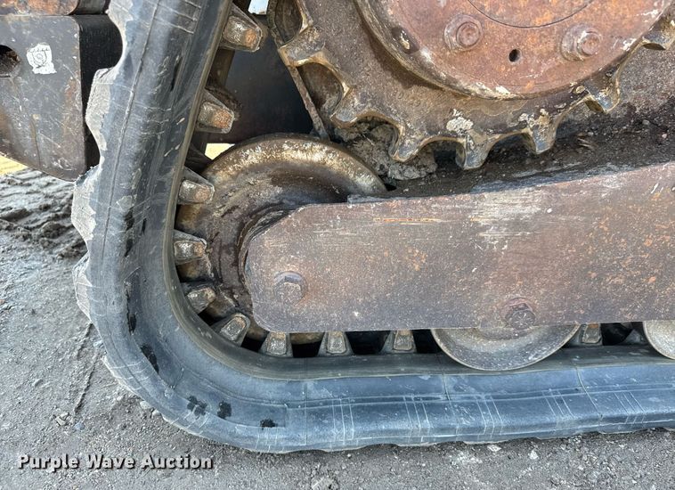 image for item EQ1492 2010 Bobcat T650 tracked skid steer loader