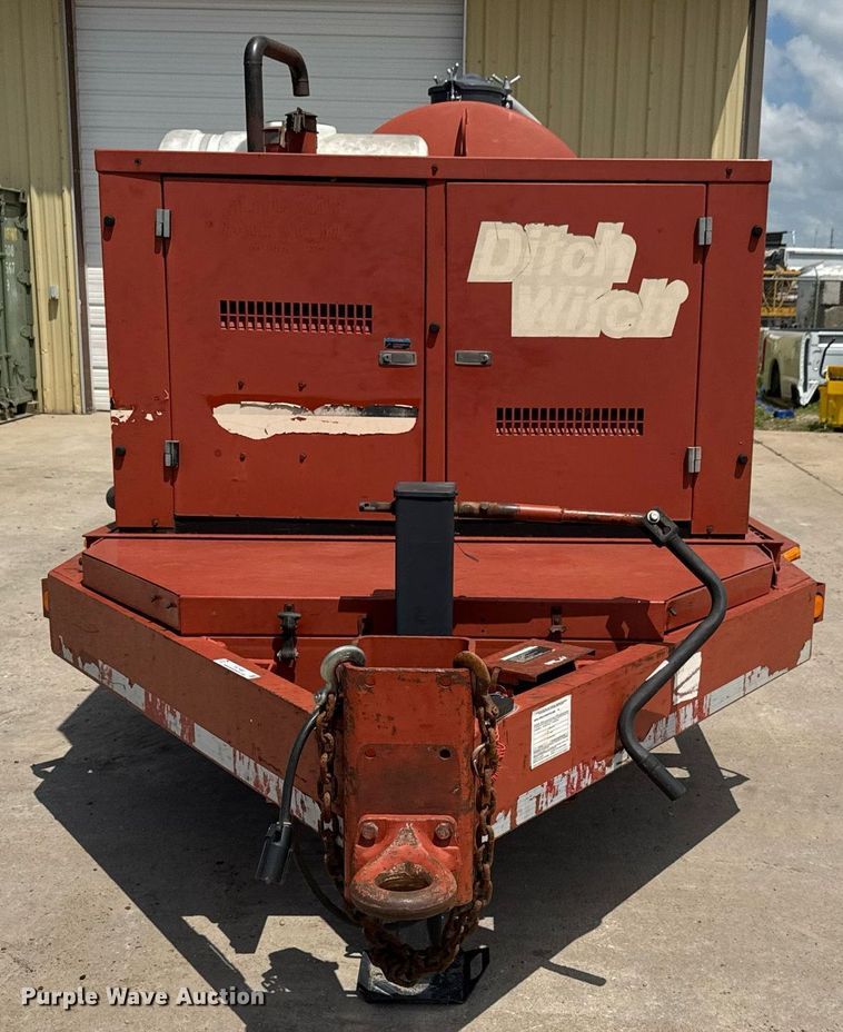 image for item EQ1493 2002 Ditch Witch FX30 vacuum excavator