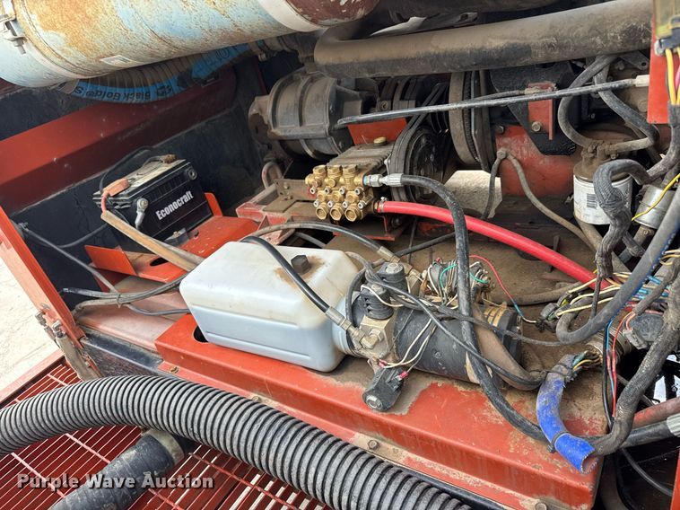 image for item EQ1493 2002 Ditch Witch FX30 vacuum excavator